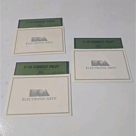 F/16 Combat Pilot PC game Electronic Arts Genuine Vintage PC Software Disks Only - Picture 1 of 10